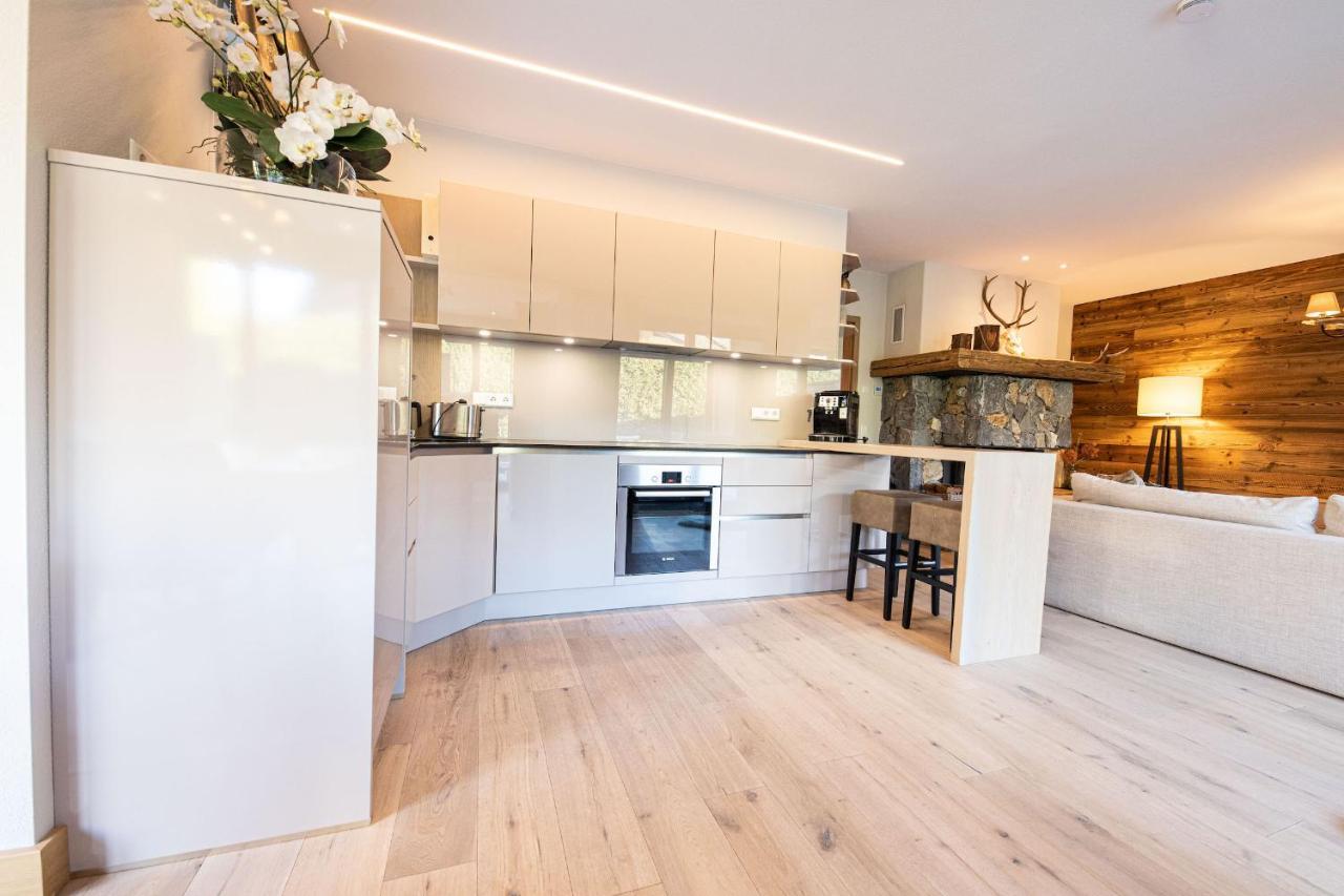Alpensinfonie Apartment การ์มิช-พาร์เทนเคียร์เชน ภายนอก รูปภาพ