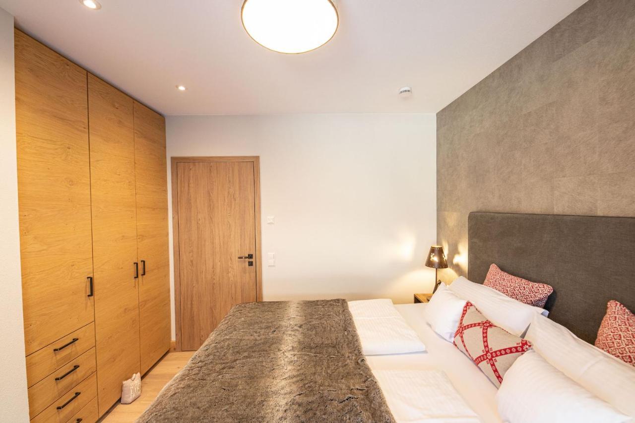 Alpensinfonie Apartment การ์มิช-พาร์เทนเคียร์เชน ภายนอก รูปภาพ